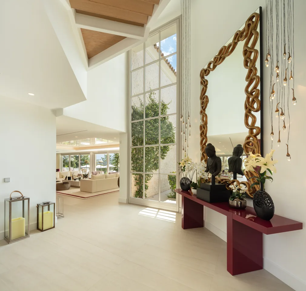 6-bedroom villa in Aloha with golf setting and private pool — image 36