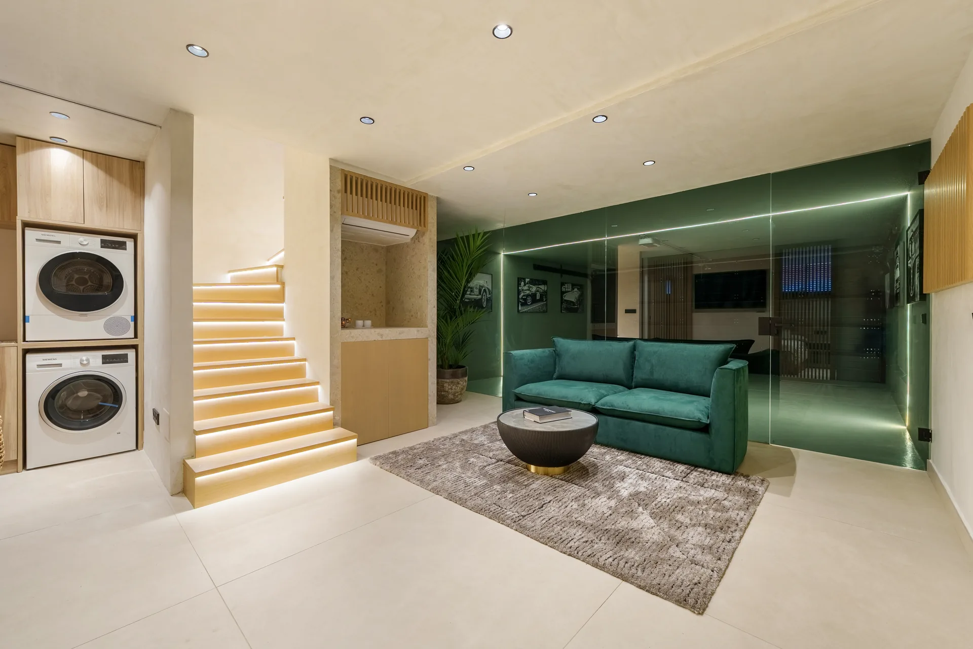 4-bedroom townhouse in Puente Romano with gated community — image 53