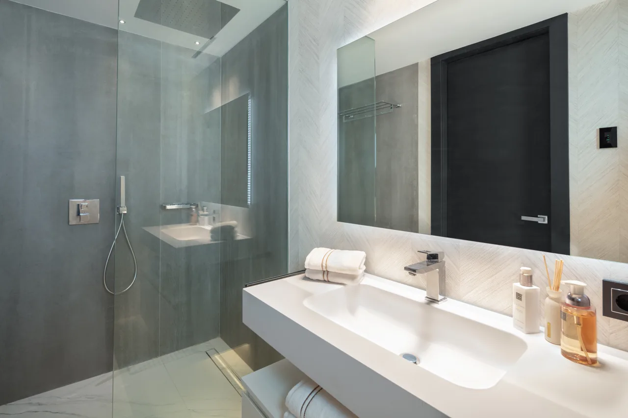 3-bedroom apartment in Marbella - Puerto Banus — image 5