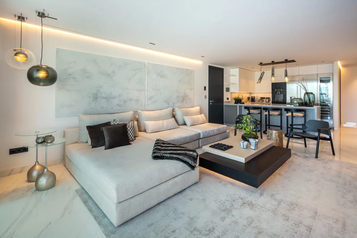 3-bedroom apartment in Marbella - Puerto Banus — image 32