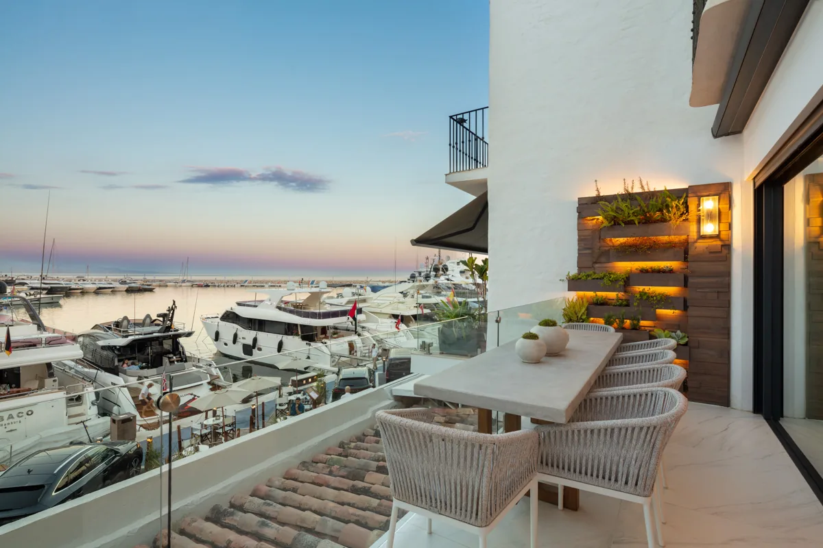 3-bedroom apartment in Marbella - Puerto Banus