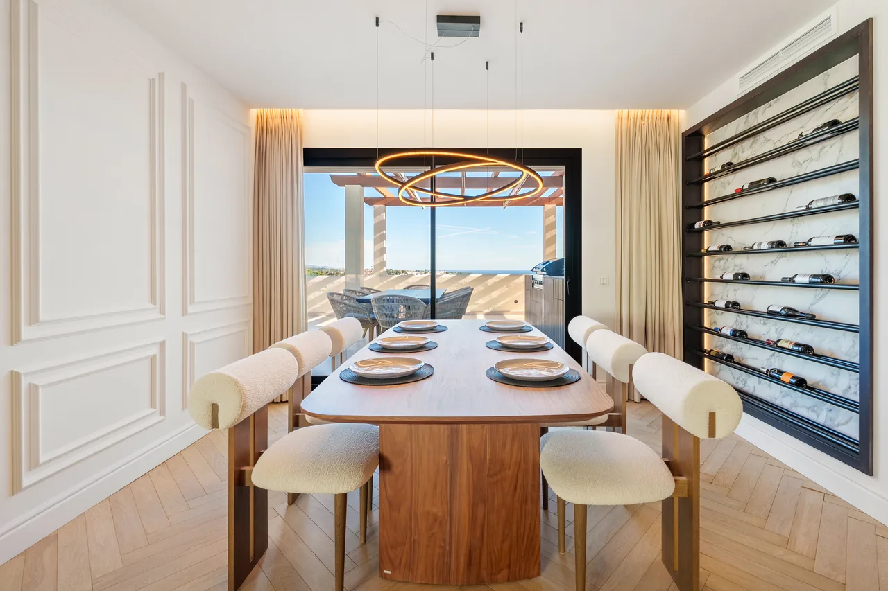 3-bedroom duplex apartment in Palacetes Los Belvederes with private pool and gated community — image 9