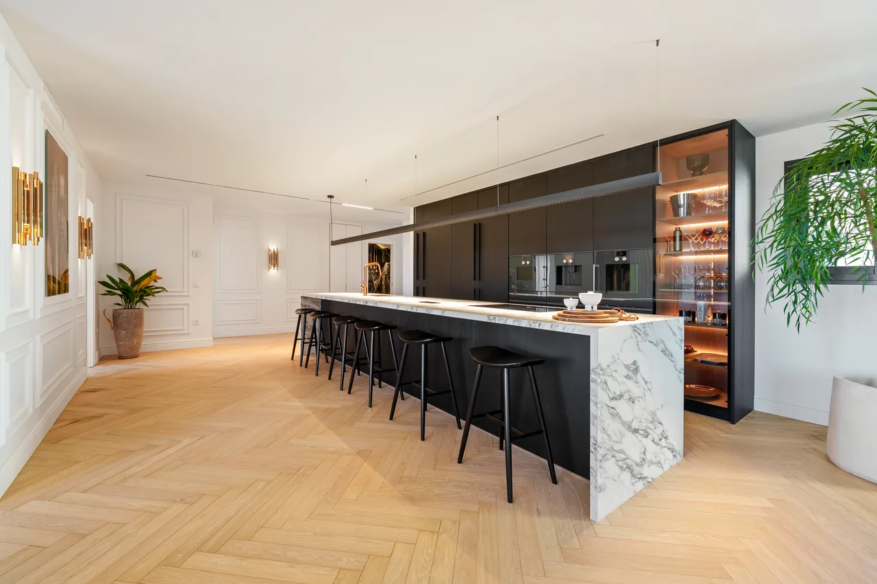 3-bedroom duplex apartment in Palacetes Los Belvederes with private pool and gated community — image 13