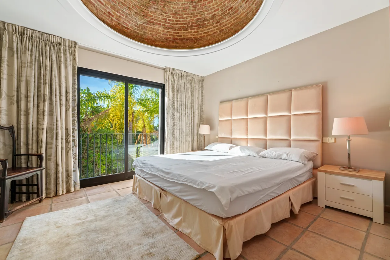 9-bedroom villa in Puerto del Almendro with private pool and private garden — image 17
