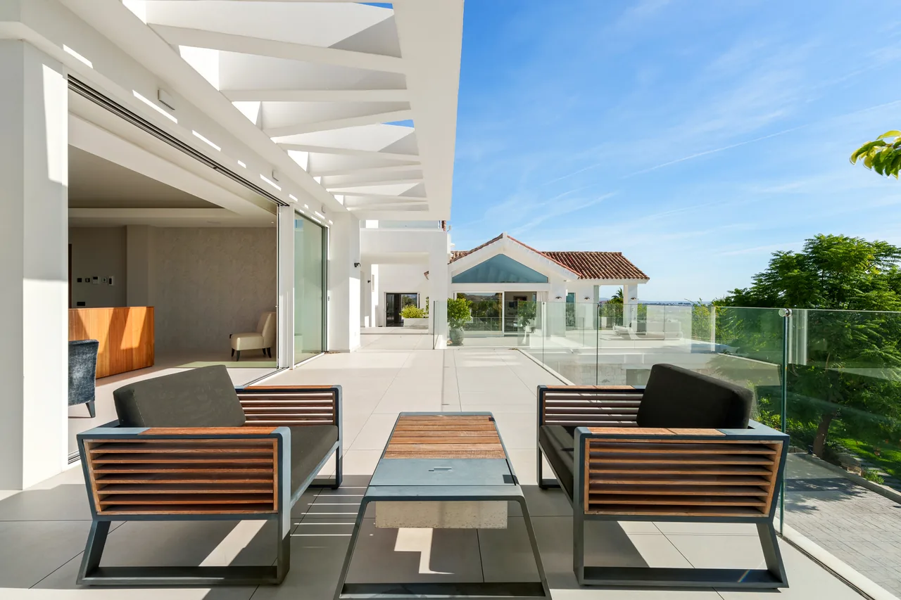 9-bedroom villa in Puerto del Almendro with private pool and private garden — image 39