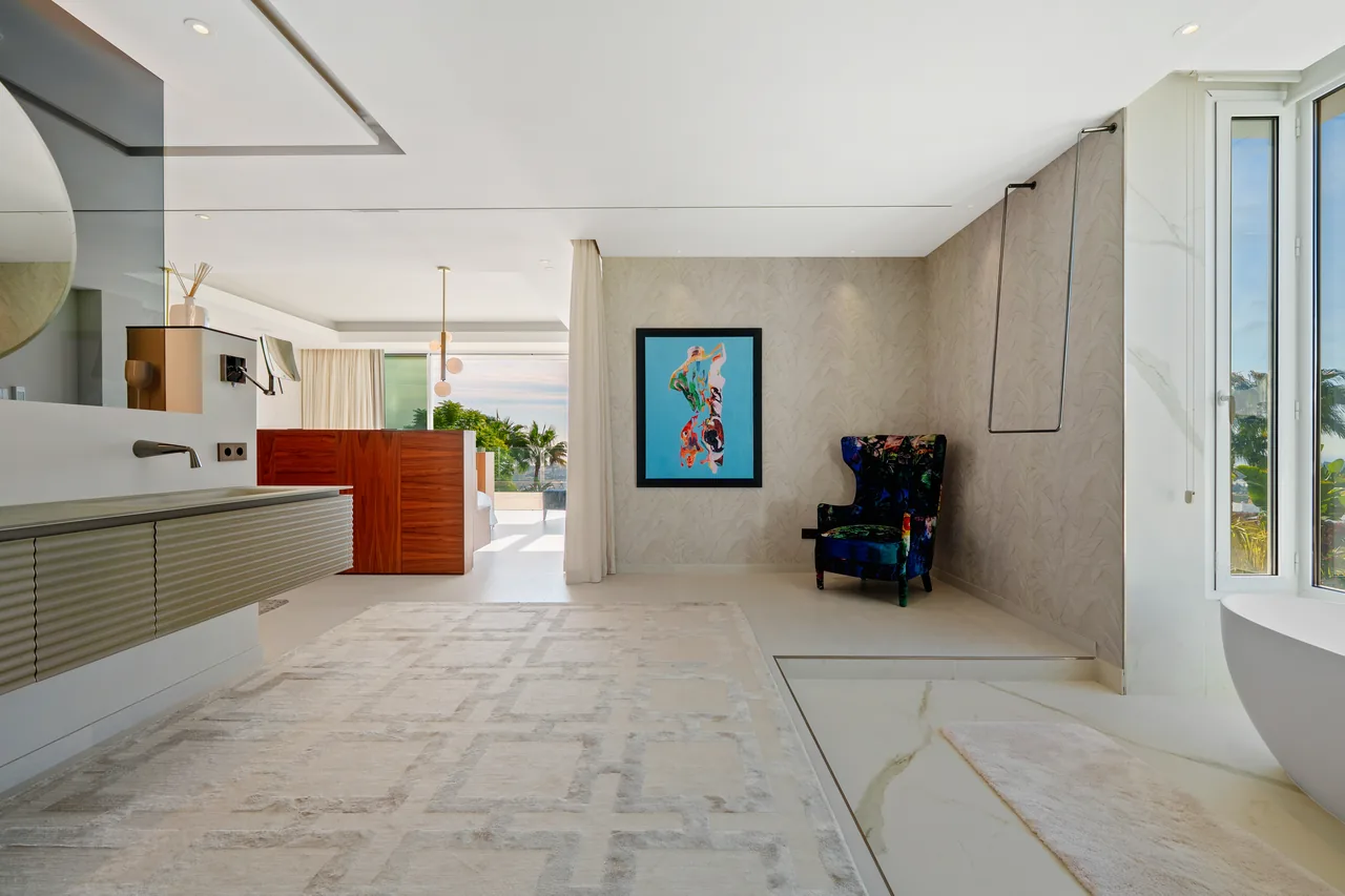 9-bedroom villa in Puerto del Almendro with private pool and private garden — image 41