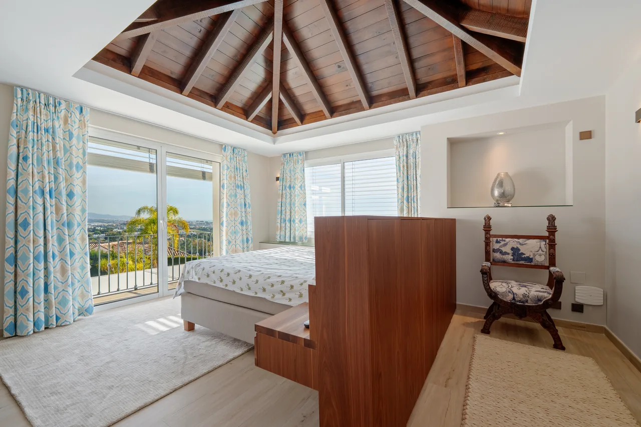 9-bedroom villa in Puerto del Almendro with private pool and private garden — image 46