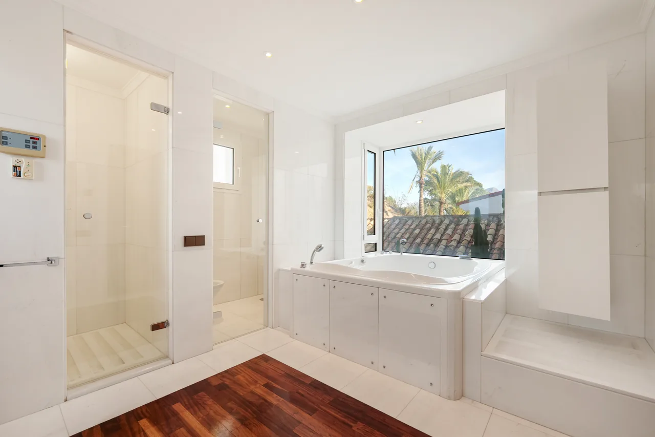 9-bedroom villa in Puerto del Almendro with private pool and private garden — image 50