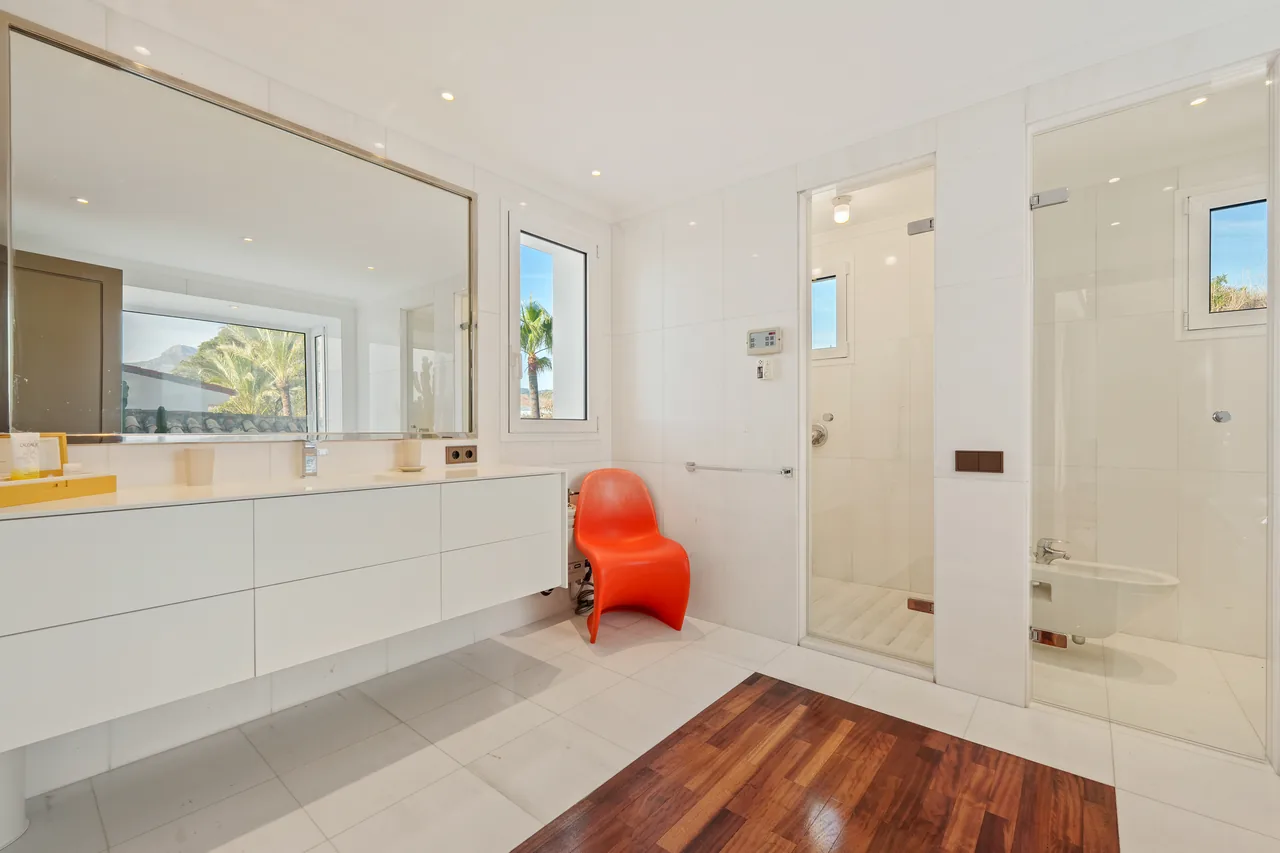 9-bedroom villa in Puerto del Almendro with private pool and private garden — image 51