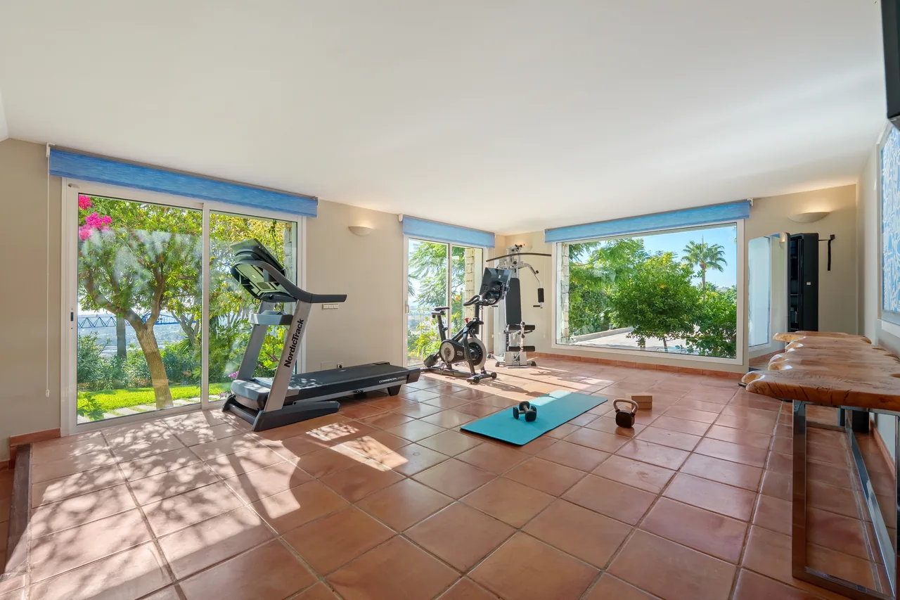 9-bedroom villa in Puerto del Almendro with private pool and private garden — image 59