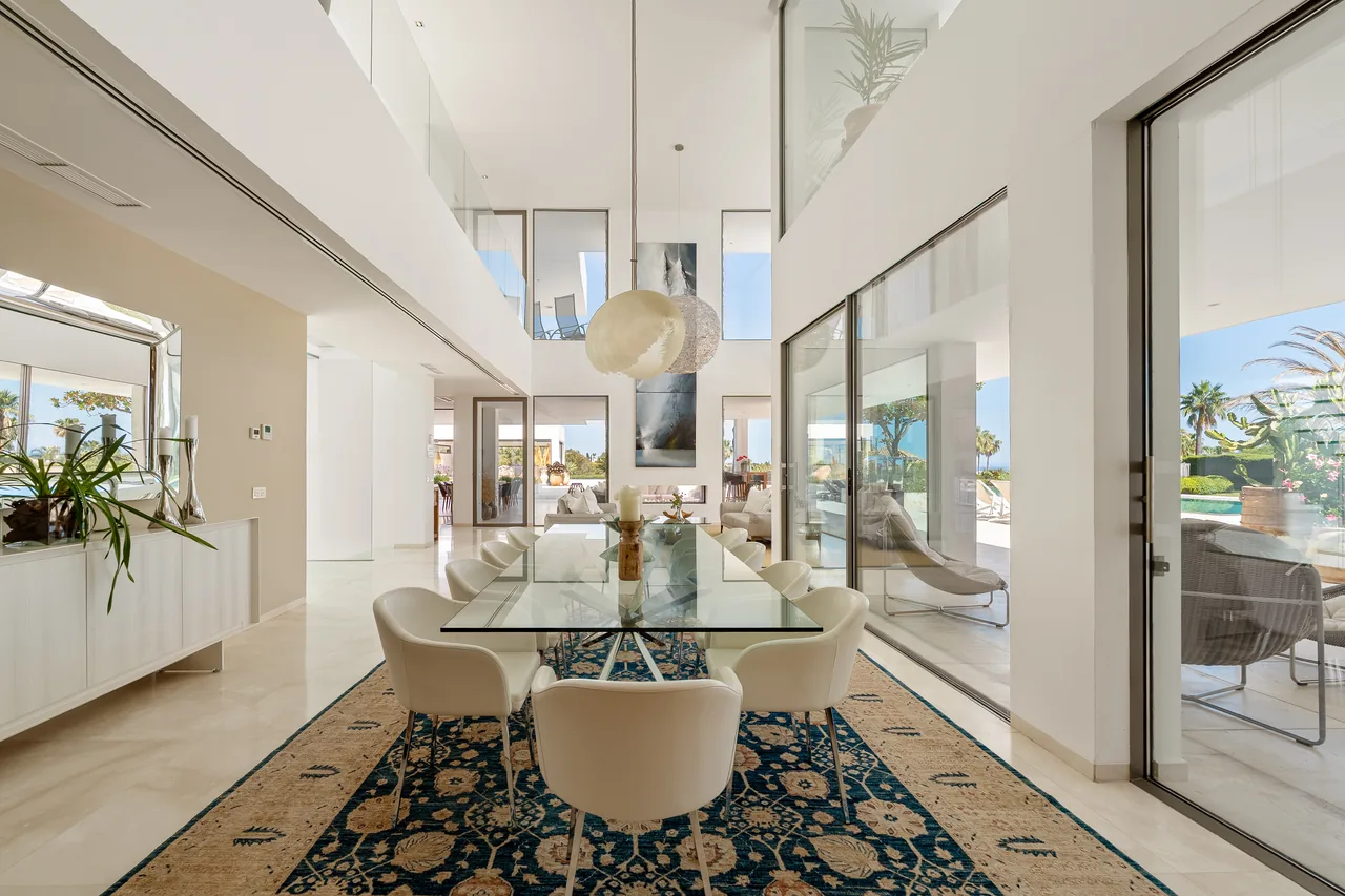 7-bedroom villa in La Cerquilla with private pool and private garden — image 10