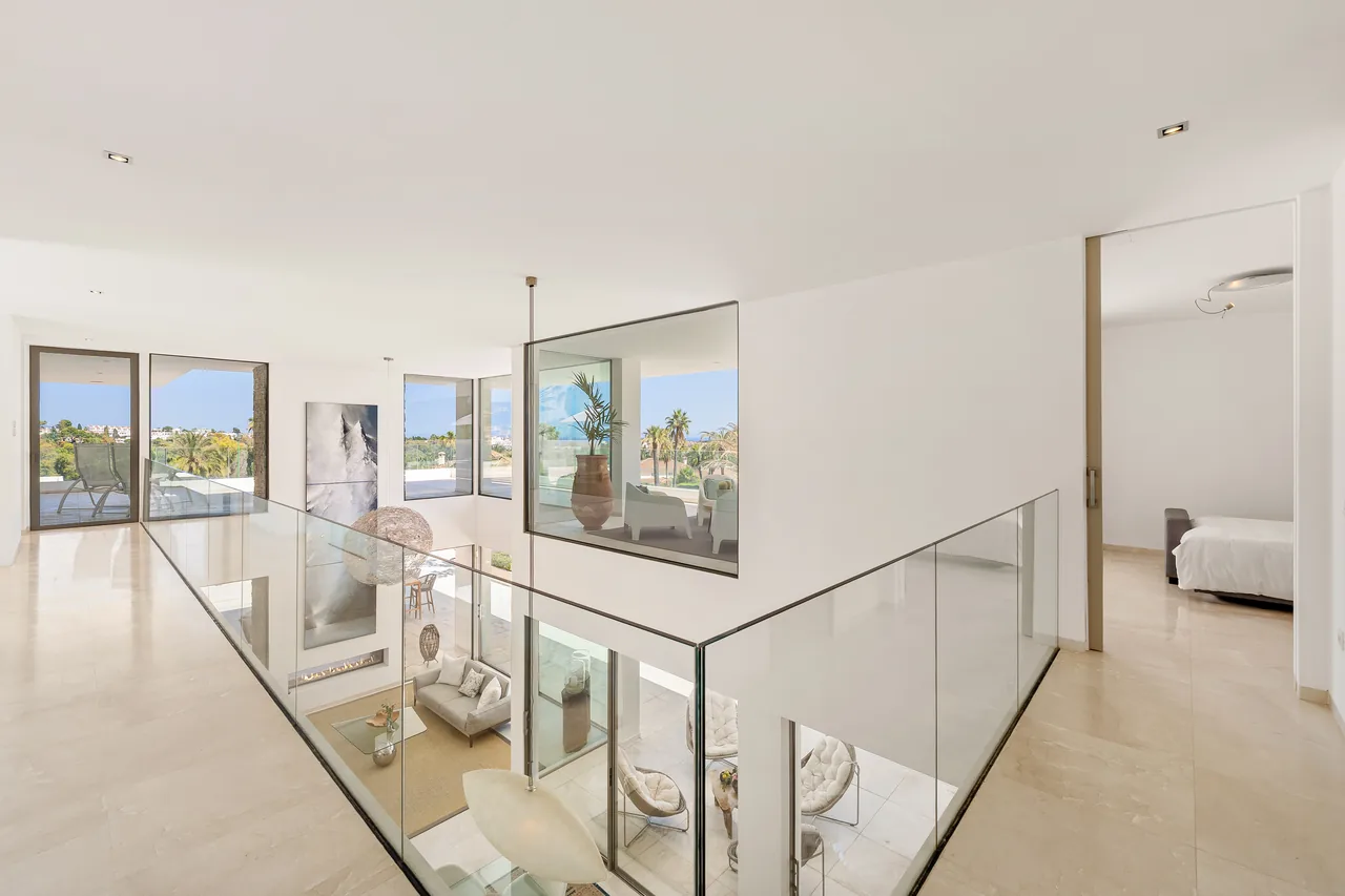 7-bedroom villa in La Cerquilla with private pool and private garden — image 12