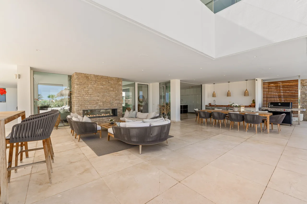 7-bedroom villa in La Cerquilla with private pool and private garden — image 17