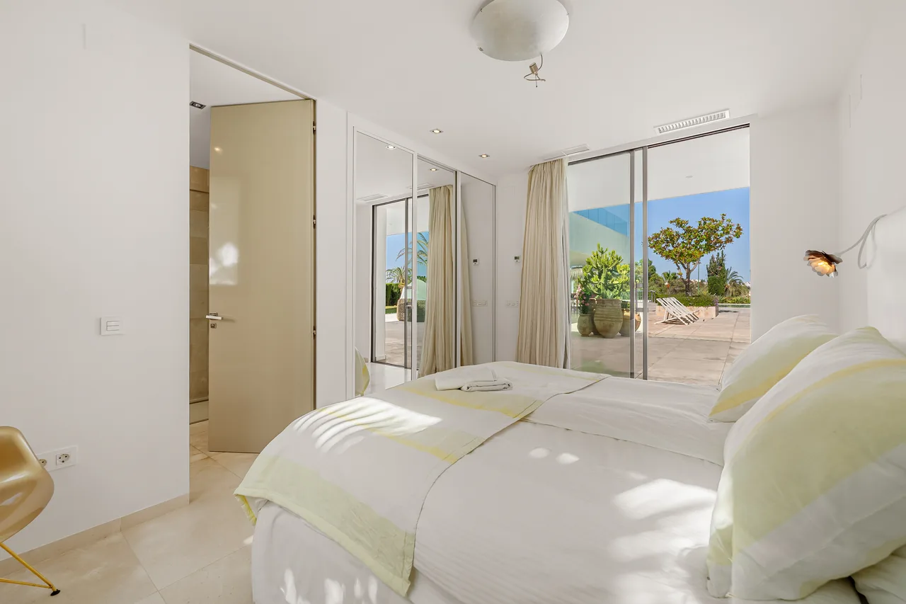 7-bedroom villa in La Cerquilla with private pool and private garden — image 22