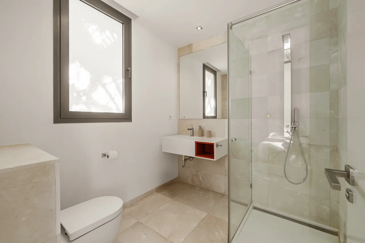 7-bedroom villa in La Cerquilla with private pool and private garden — image 24