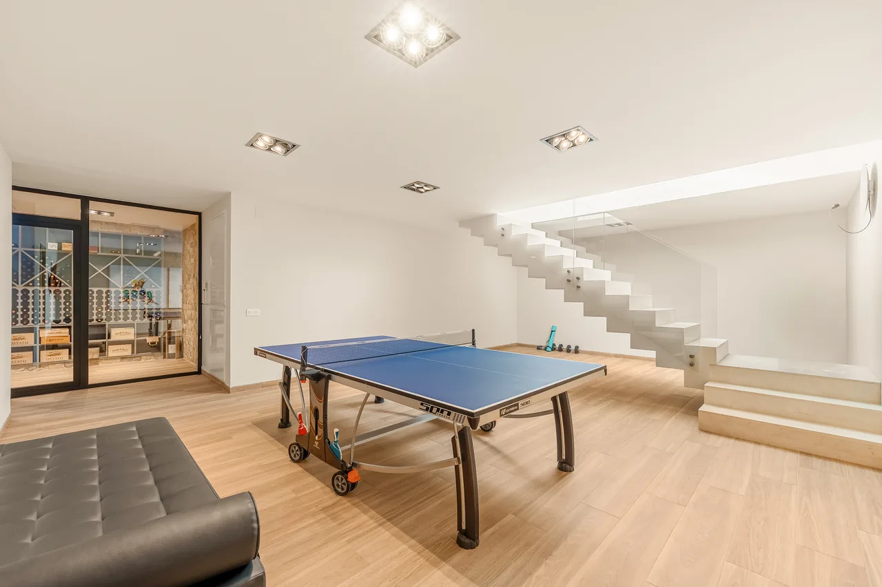 7-bedroom villa in La Cerquilla with private pool and private garden — image 30