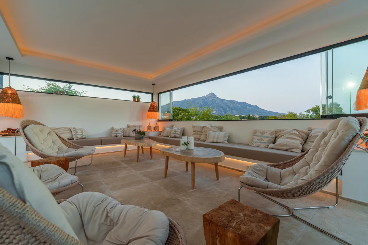 7-bedroom villa in La Cerquilla with private pool and private garden — image 33