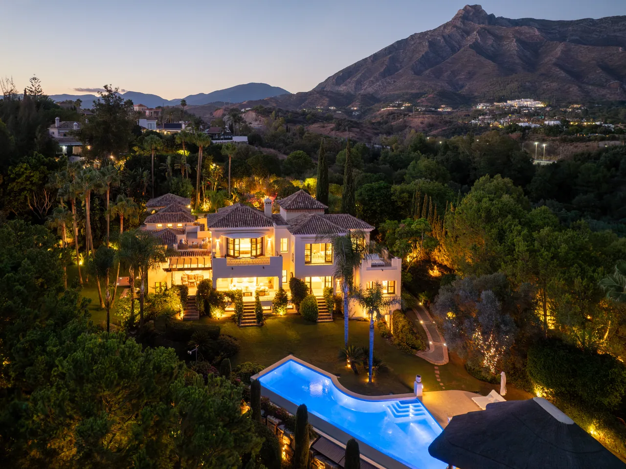6-bedroom villa in Las Lomas del Marbella Club with private pool and private garden — image 36