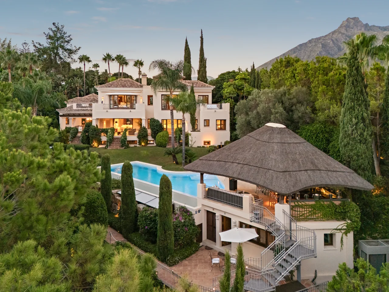 6-bedroom villa in Las Lomas del Marbella Club with private pool and private garden — image 45