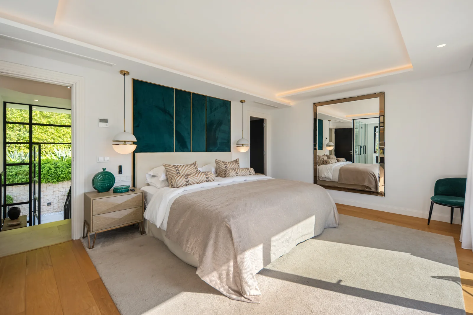 Hill Club 36, five-bedroom villa in Nueva Andalucía - image 16