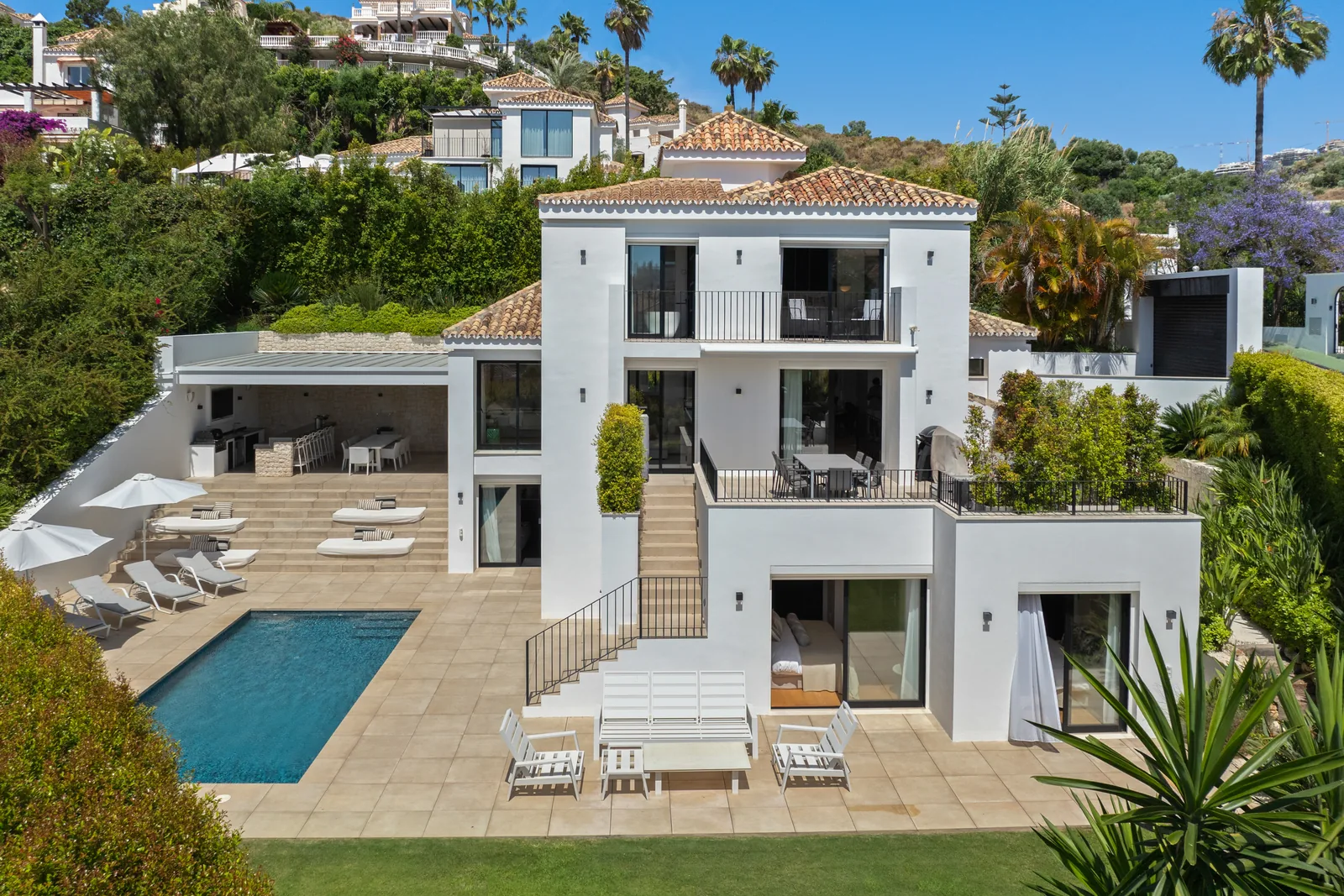 Hill Club 36, five-bedroom villa in Nueva Andalucía - image 54