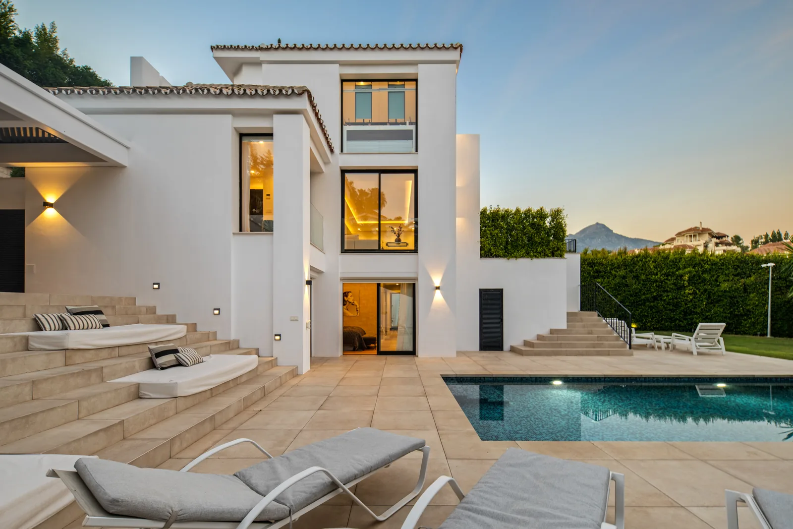 Hill Club 36, five-bedroom villa in Nueva Andalucía - image 60