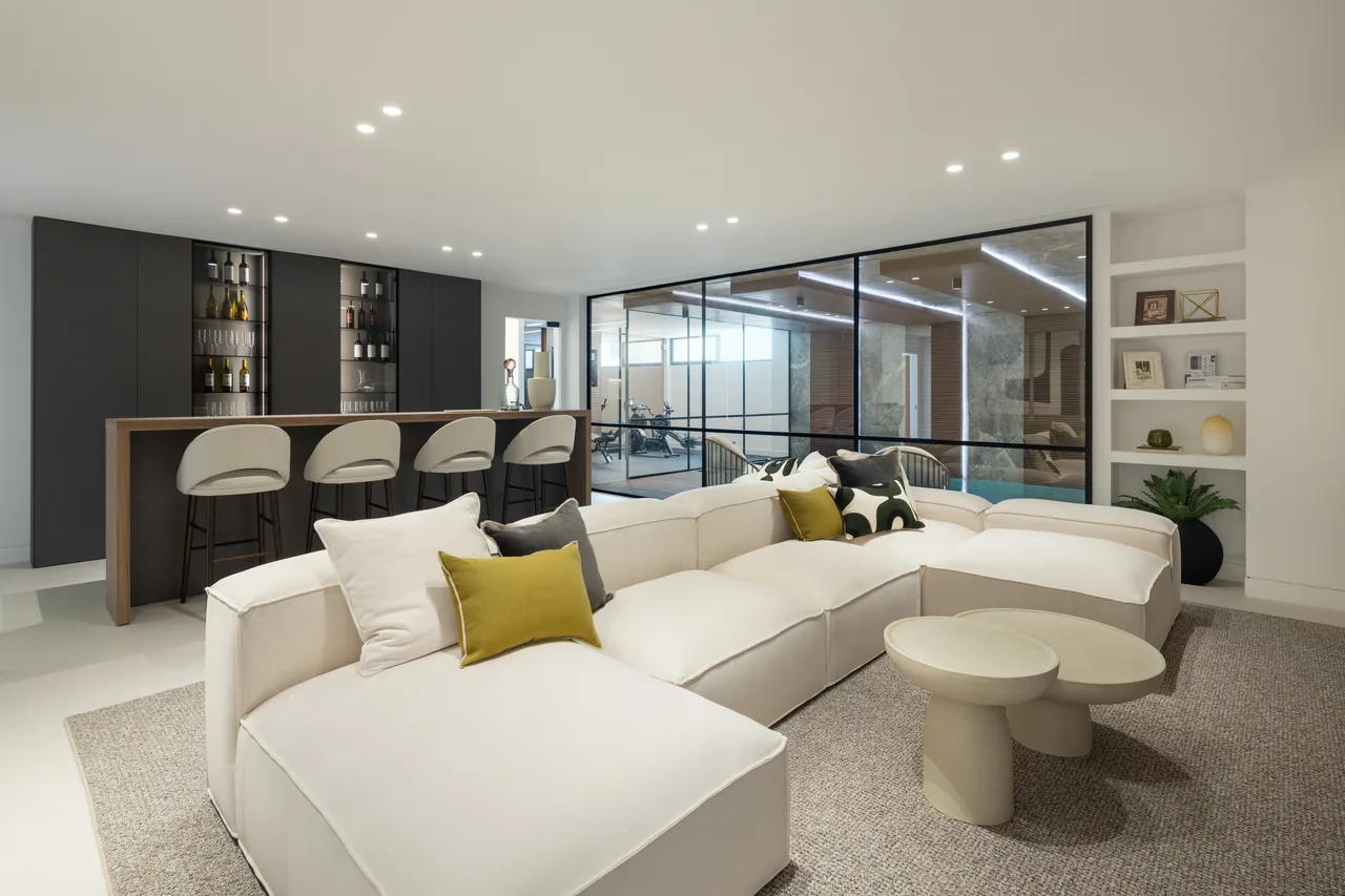 6-bedroom villa in Lomas de La Quinta with private pool and private garden — image 23
