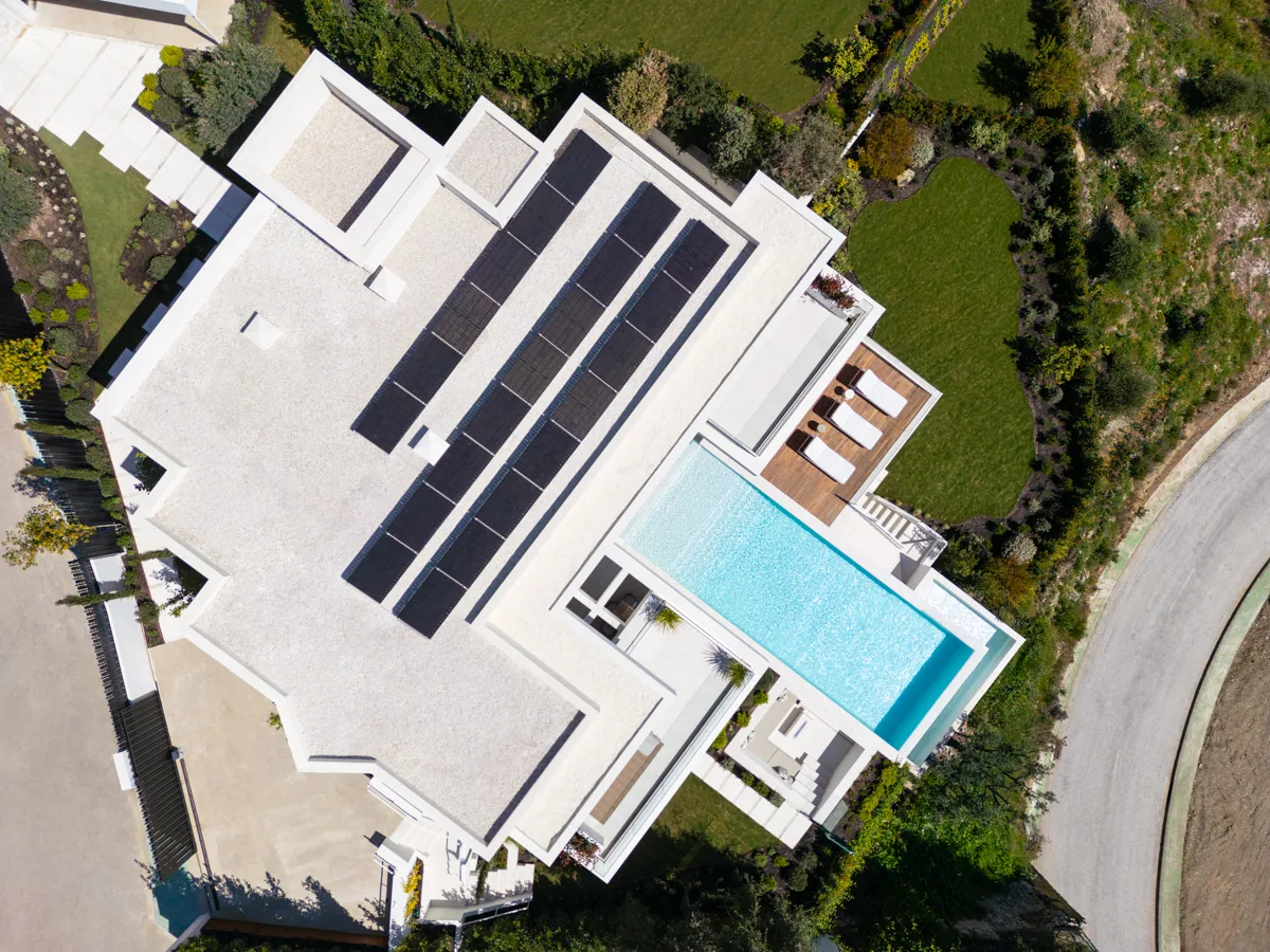6-bedroom villa in Lomas de La Quinta with private pool and private garden — image 31
