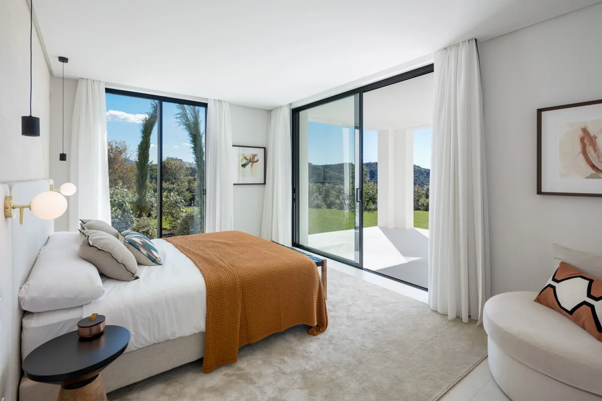 6-bedroom villa in Lomas de La Quinta with private pool and private garden — image 38