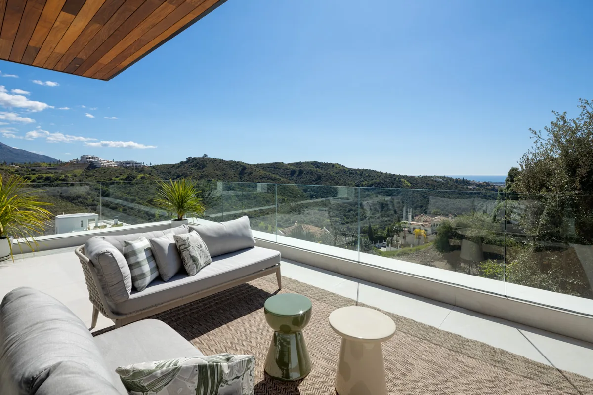 6-bedroom villa in Lomas de La Quinta with private pool and private garden — image 46
