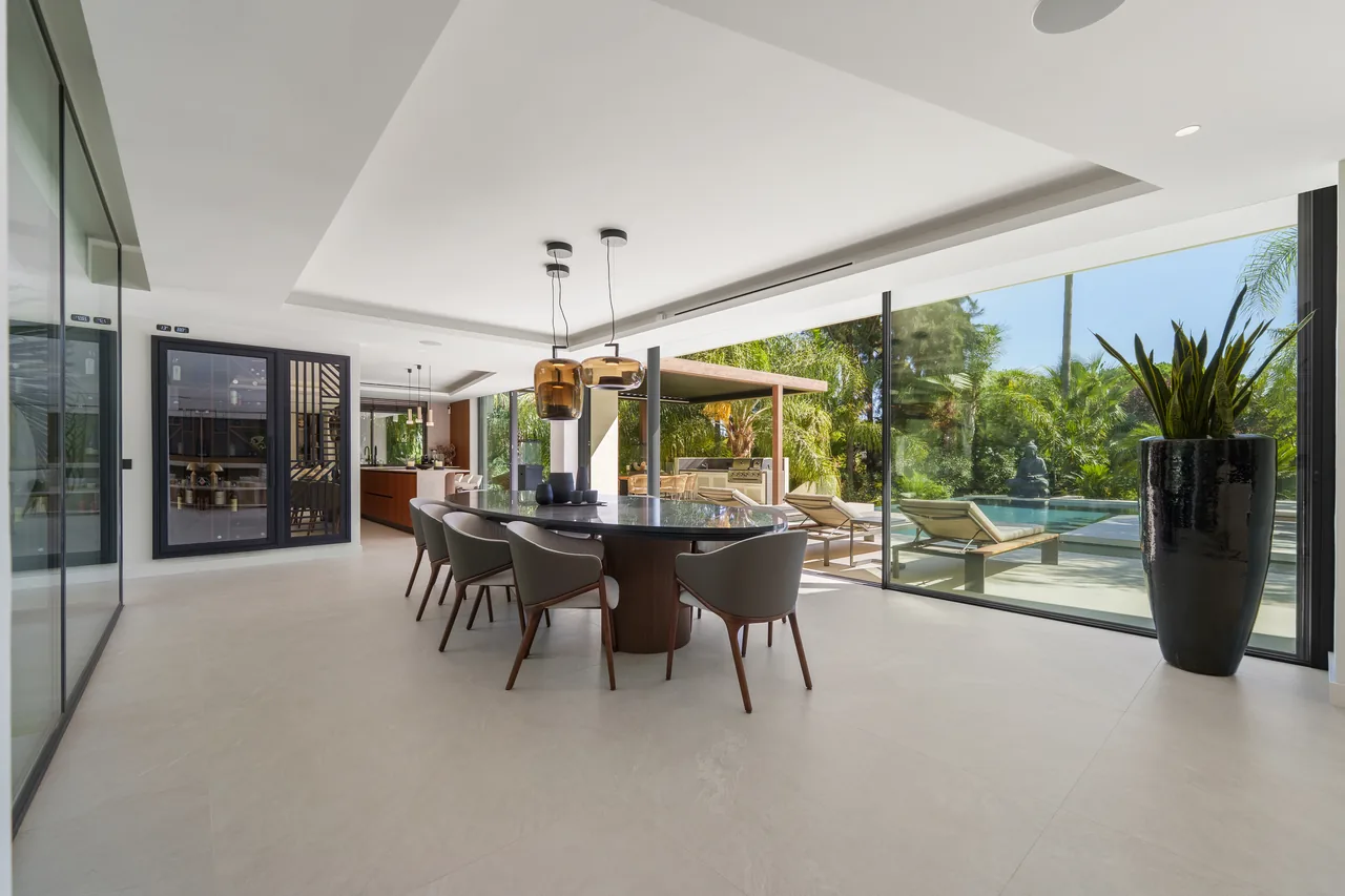 5-bedroom villa in Las Chapas with private pool and private garden — image 17