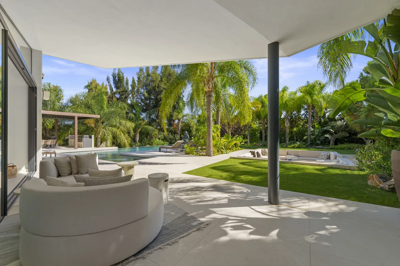 5-bedroom villa in Las Chapas with private pool and private garden — image 23