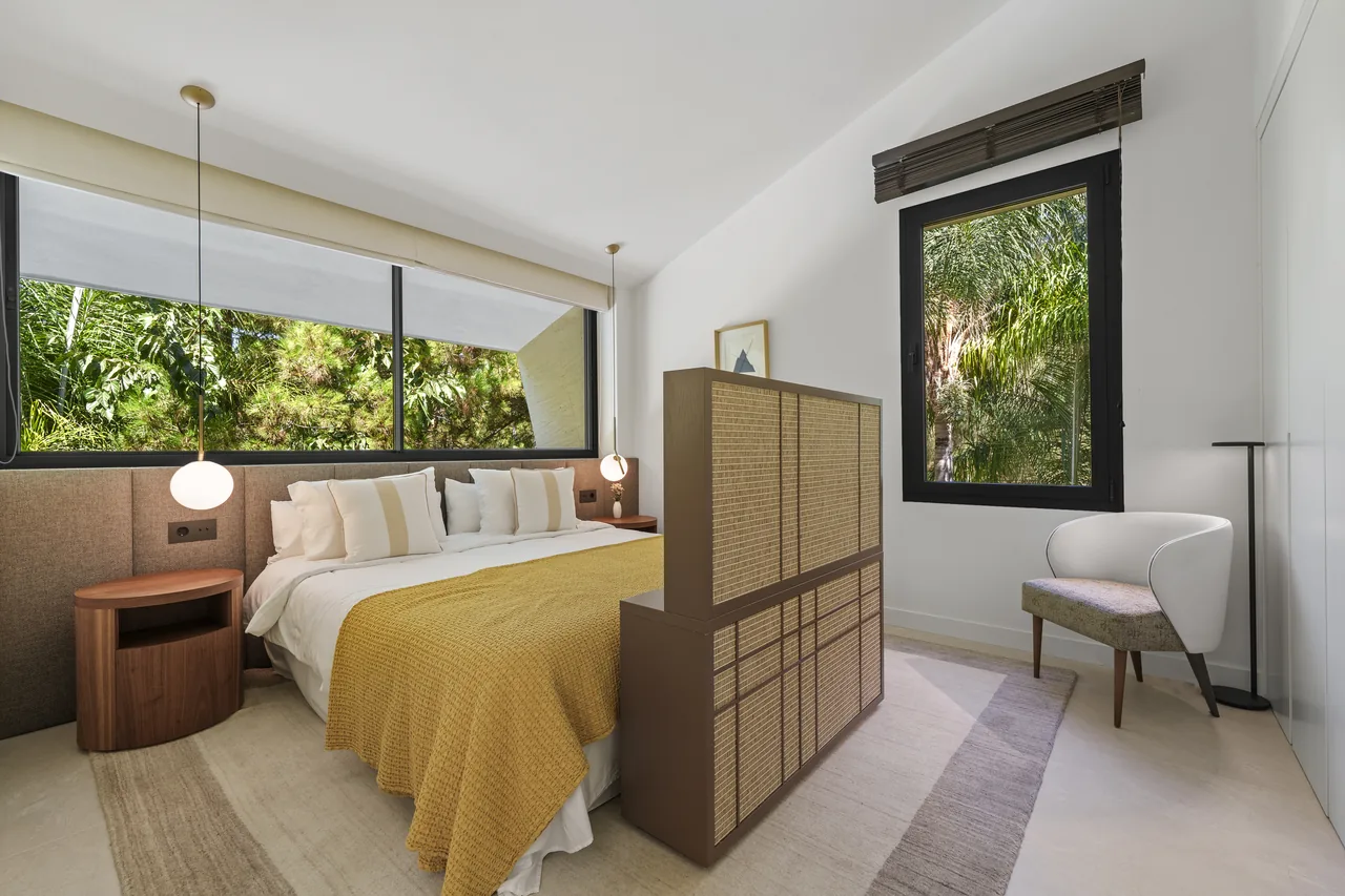 5-bedroom villa in Las Chapas with private pool and private garden — image 46