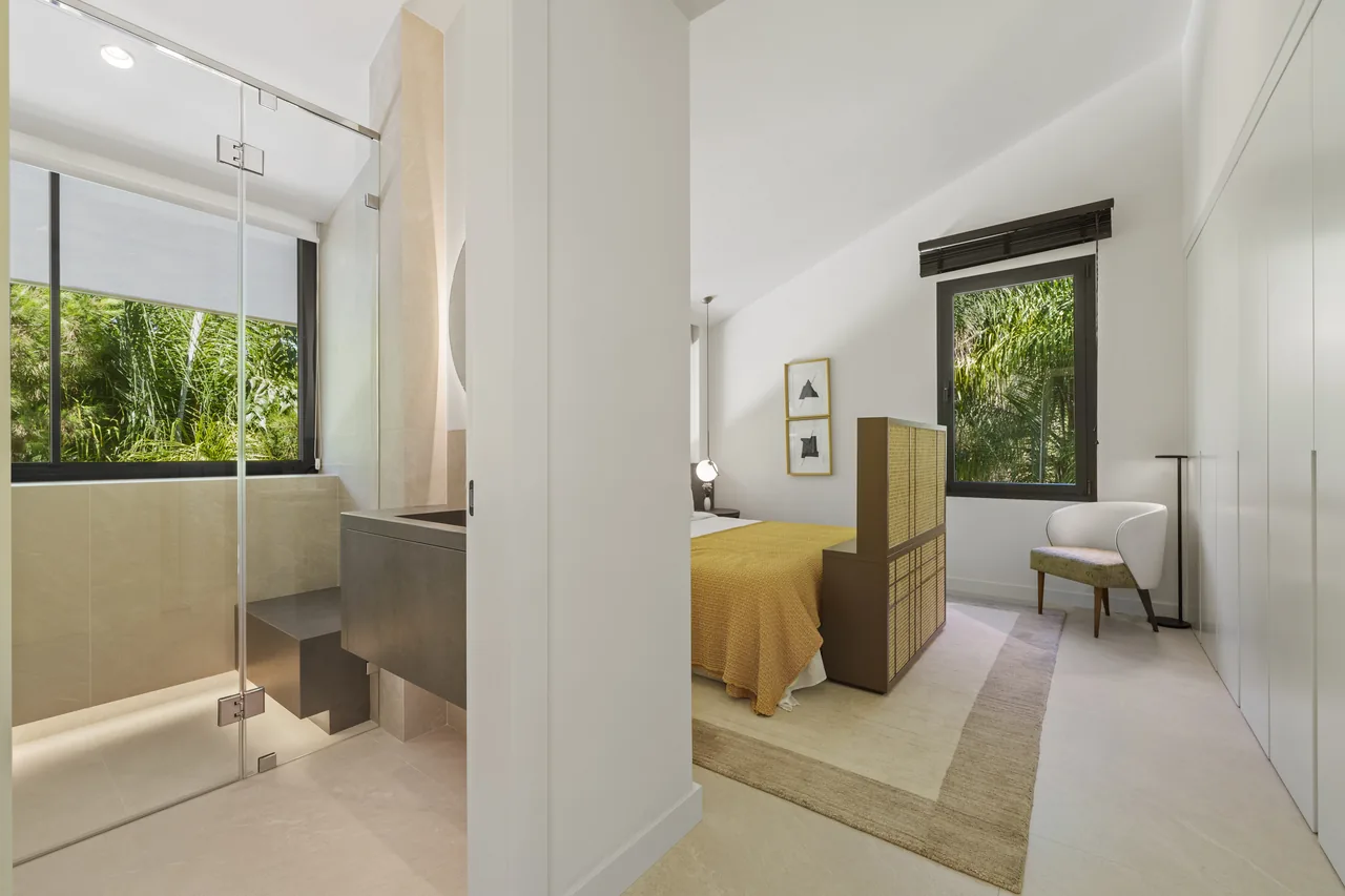 5-bedroom villa in Las Chapas with private pool and private garden — image 47
