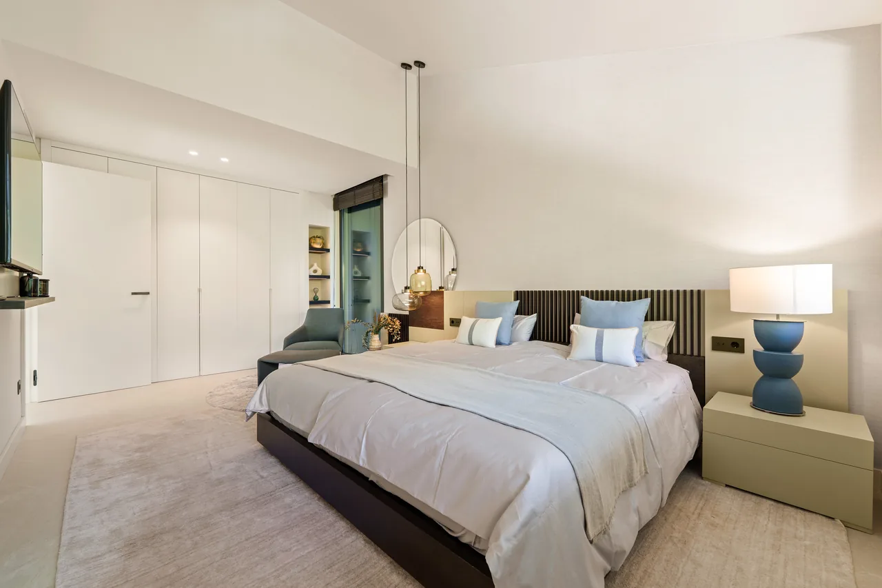 5-bedroom villa in Las Chapas with private pool and private garden — image 52