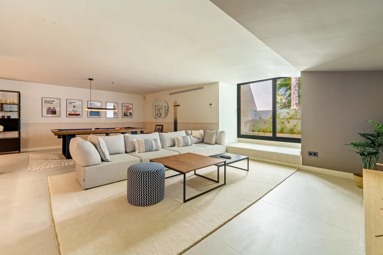 5-bedroom villa in Las Chapas with private pool and private garden — image 56
