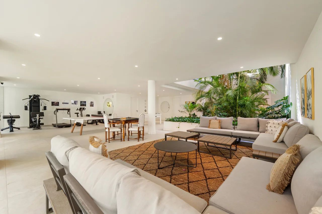 5-bedroom villa in Las Chapas with private pool and private garden — image 59