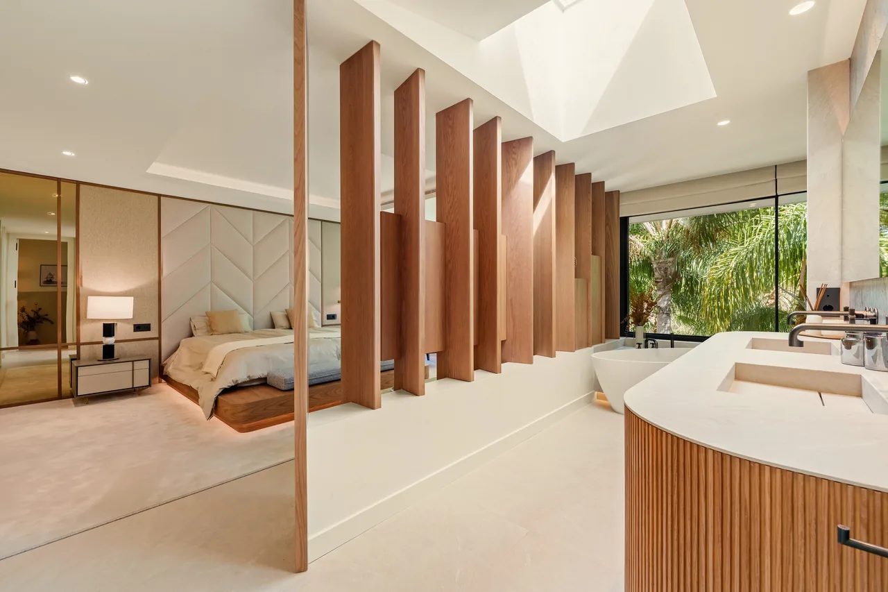 5-bedroom villa in Las Chapas with private pool and private garden — image 60