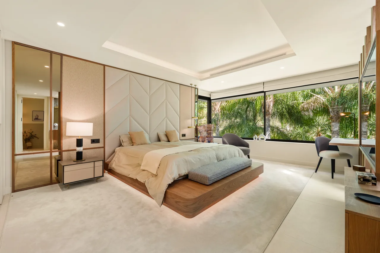 5-bedroom villa in Las Chapas with private pool and private garden — image 71