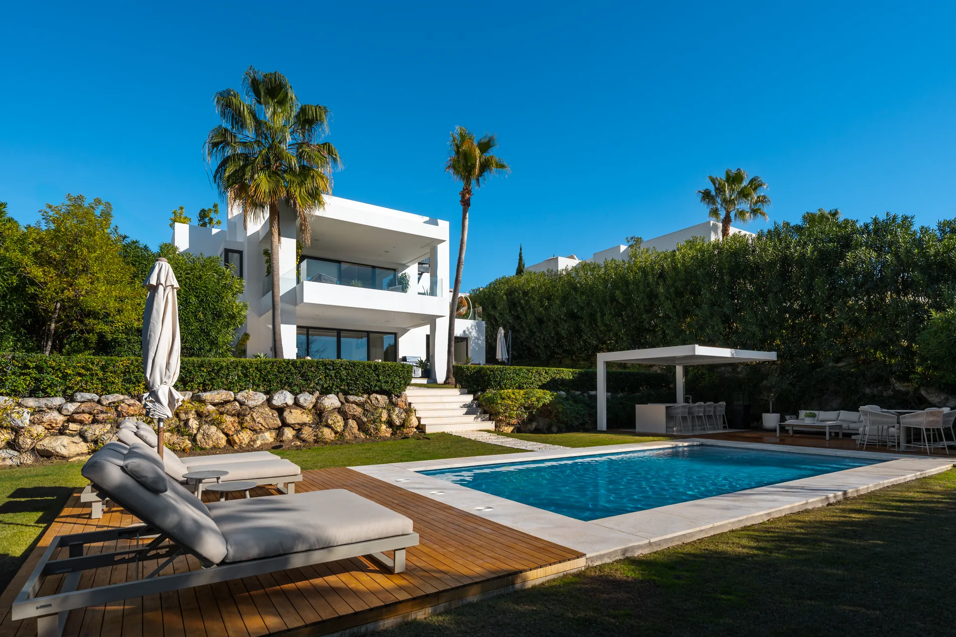 6-bedroom villa in Nueva Andalucia with private pool and private garden
