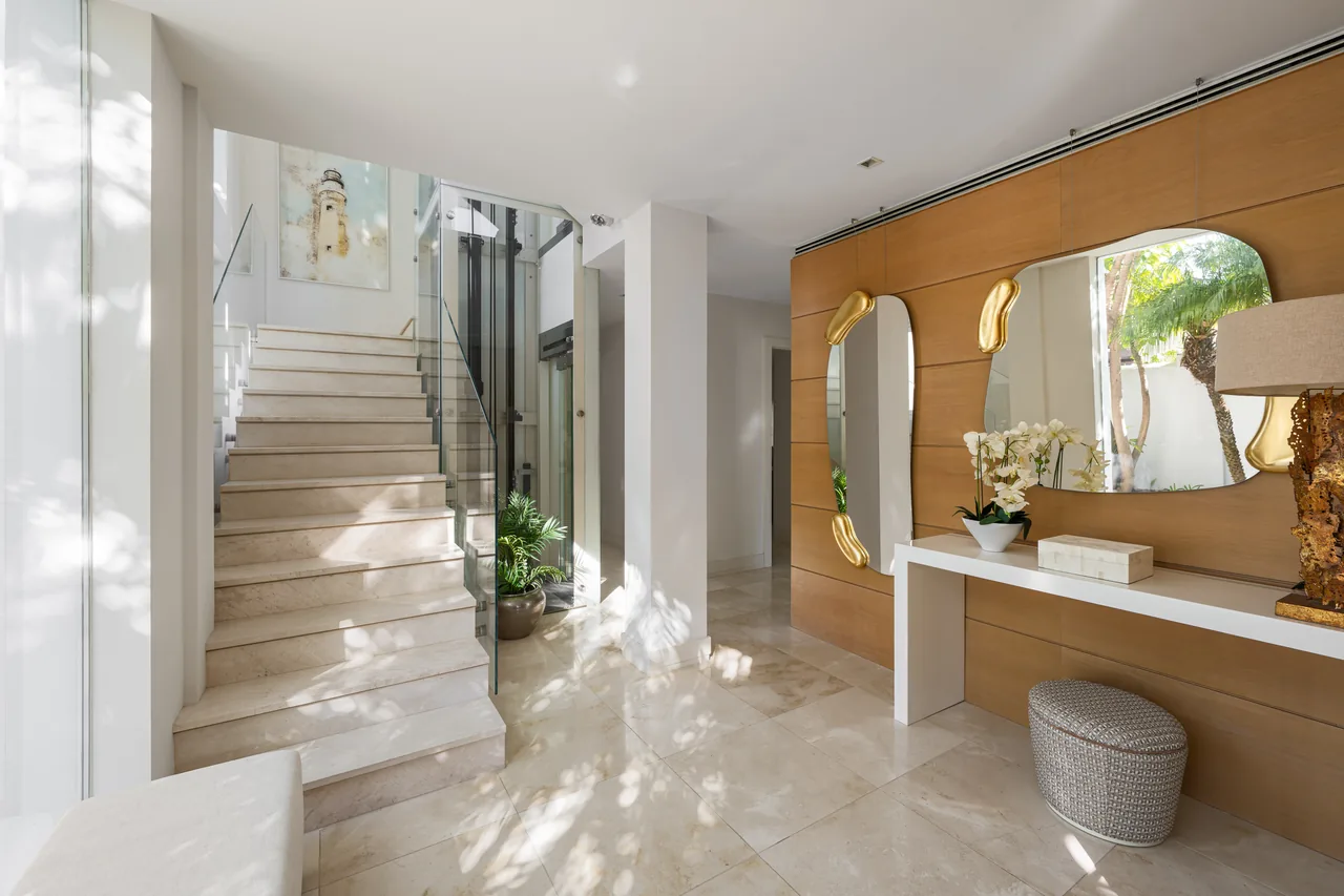 4-bedroom semi-detached villa in Puente Romano with private pool and private garden — image 15