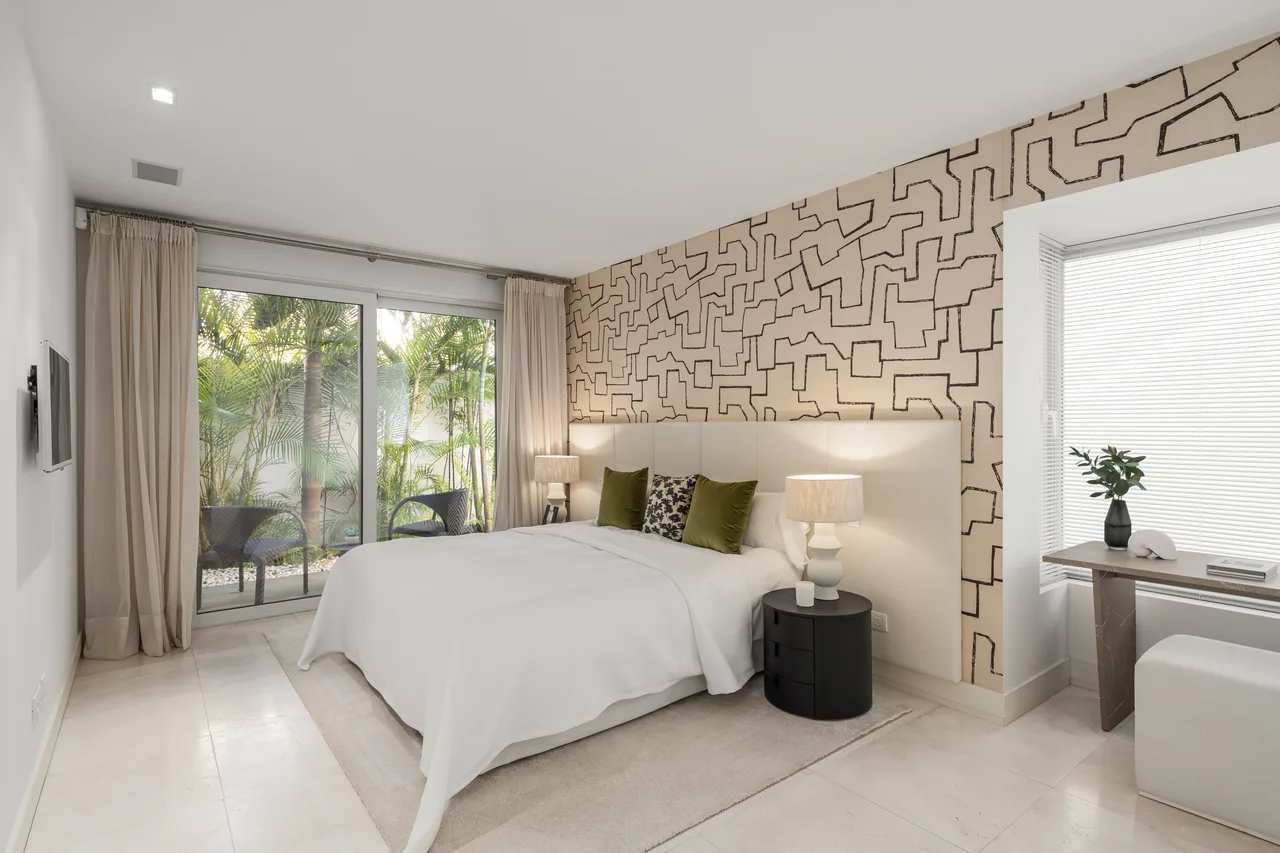 4-bedroom semi-detached villa in Puente Romano with private pool and private garden — image 18