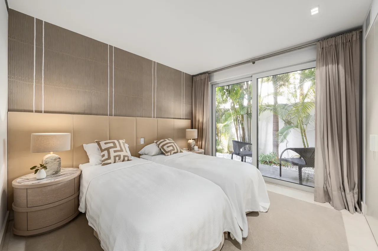 4-bedroom semi-detached villa in Puente Romano with private pool and private garden — image 20