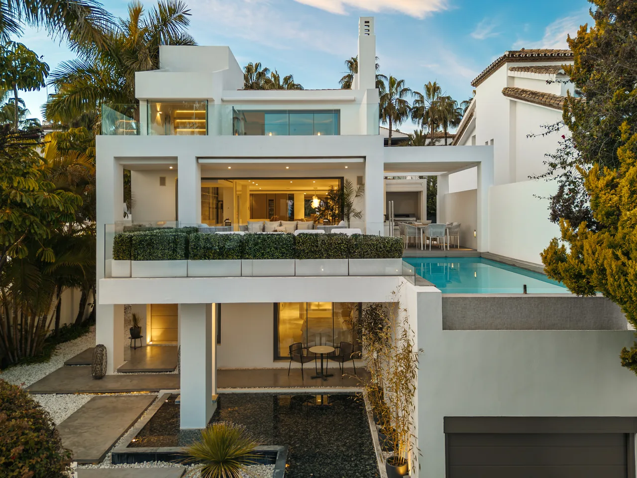 4-bedroom semi-detached villa in Puente Romano with private pool and private garden — image 33