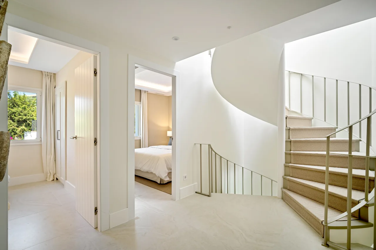 4-bedroom townhouse in La Quinta with private garden — image 10