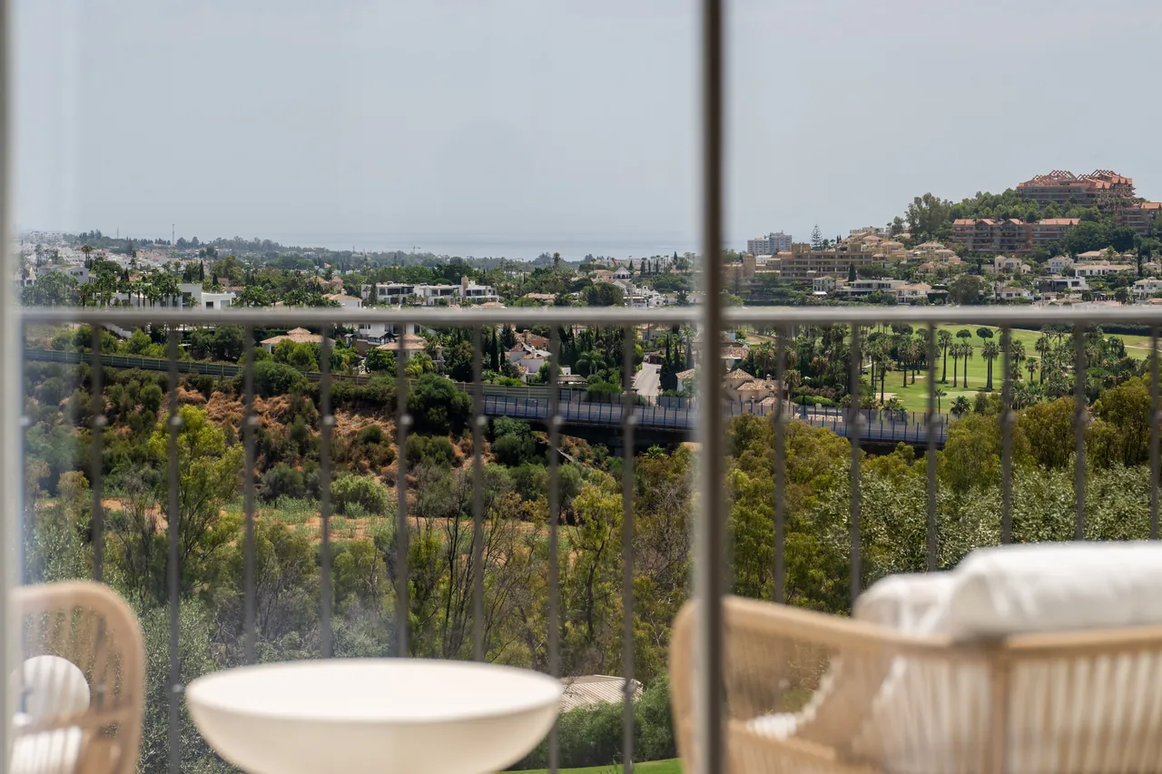 4-bedroom townhouse in La Quinta with private garden — image 29