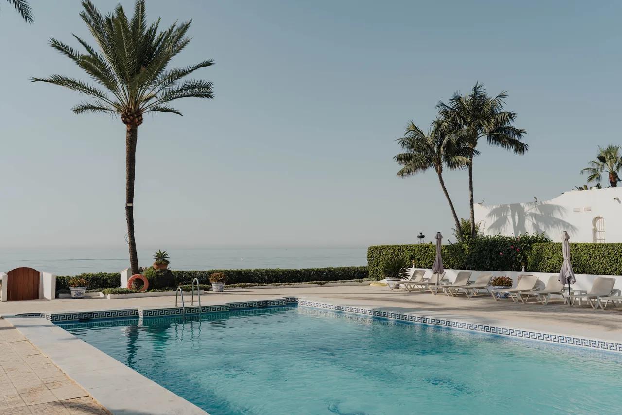 3-bedroom property in Marbella Golden Mile with private pool — image 7