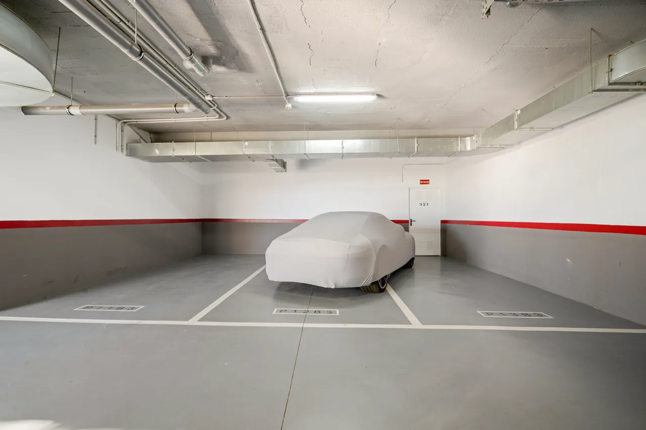 3-bedroom penthouse in Palo Alto with private pool and gated community — image 16