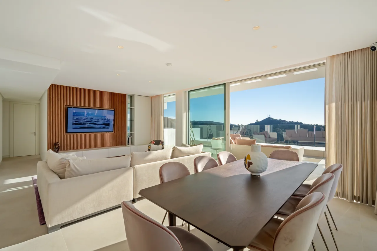 3-bedroom penthouse in Palo Alto with private pool and gated community — image 20