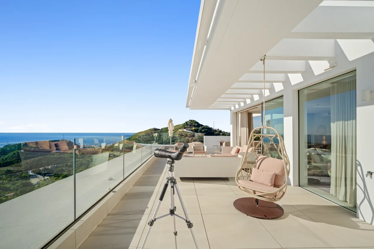 3-bedroom penthouse in Palo Alto with private pool and gated community — image 23